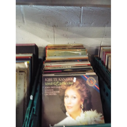 693 - A box of classical LP records