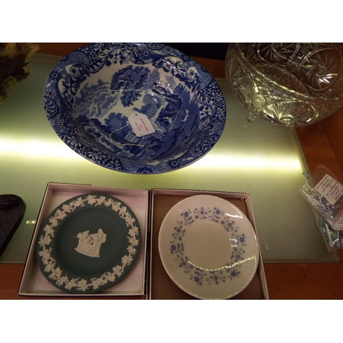 43 - A Copeland Spode blue and white bowl together with a Wedgwood and Royal Doulton pin dish