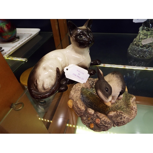 21 - A John Beswick Studio Sculptures 'Bright Eyes' and a Beswick Siamese cat