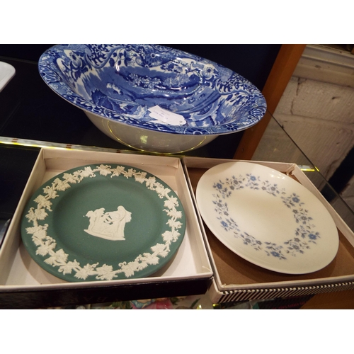 45 - A Copeland Spode blue and white bowl together with a Wedgwood and Royal Doulton pin dish