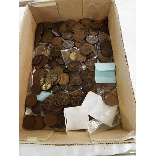 176 - A large selection of British pre-decimal copper coins