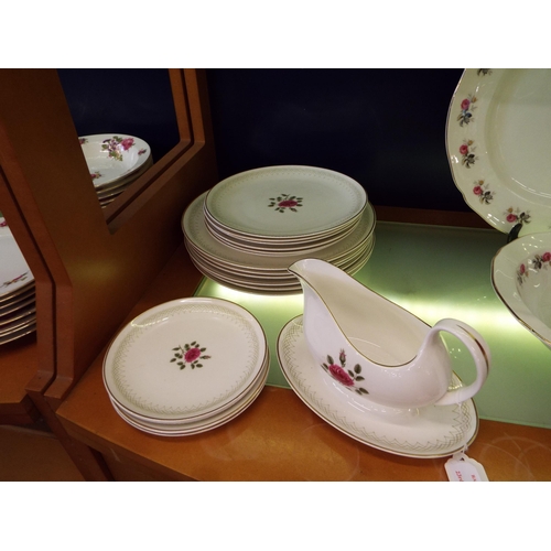 34 - A small quantity of Royal Doulton 'Sweetheart Rose' china to include dinner plates, sandwich plates,... 