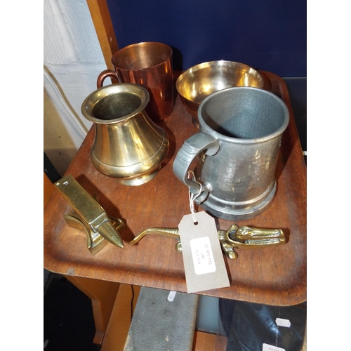 107 - A mixed selection of brass, copper and metal tankard to include a anvil, crocodile nut cracker etc