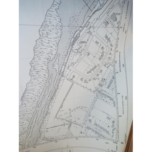 594A - A selection of vintage maps to include Ramsgate and Broadstairs