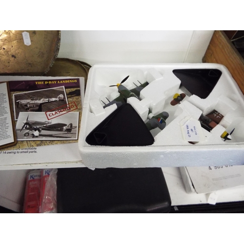 487 - A boxed Atlas Editions die-cast model aeroplane set a 'Hawker Typhoon MK 1B v Messerschmitt BF 109G'