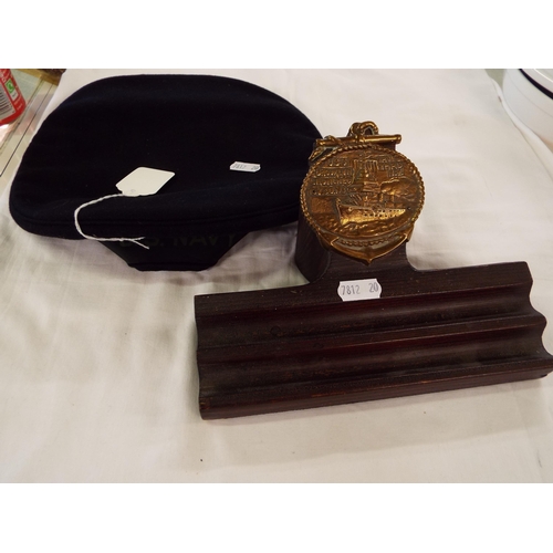 174 - A U.S. Navy hat and pen tray with plaque