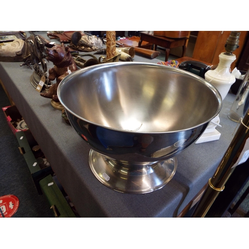 303 - A stainless steel punch bowl