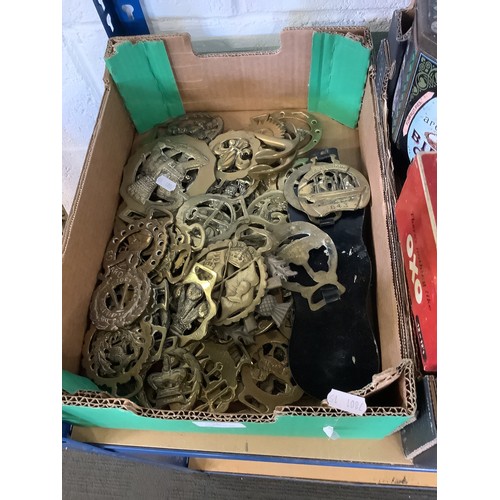 359 - A box of assorted horse brasses