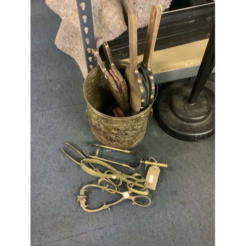 365 - A brass waste paper bin, bellows and fire tools