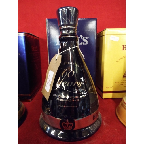 286 - A unopened boxed limited edition Bells Whisky decanter commemorating the diamond jubilee of Queen El... 