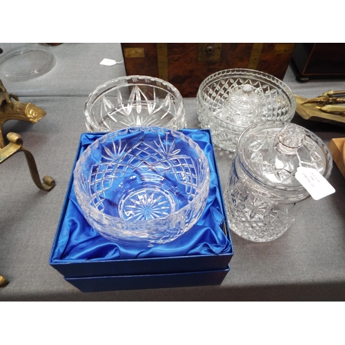 290 - A selection of crystal glass to include fruit bowls and biscuit barrel