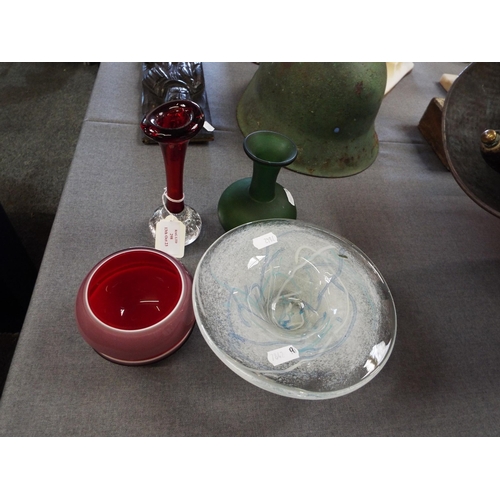 298 - A Portmeirion glass cranberry bowl together with a Mdina bowl and two vases