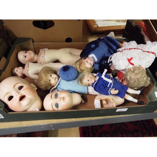 410 - A selection of vintage Bisque dolls heads and parts