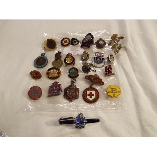 133 - A mixed selection of enamel badges to include British Legion, Civil Defence Corps, Nottinghamshire P... 