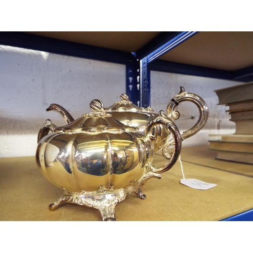 379 - A Viners silver-plated pumpkin shaped tea-pot and sugar box