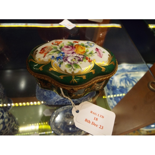 18 - A French porcelain box with hand-painted flowers and gilt decoration