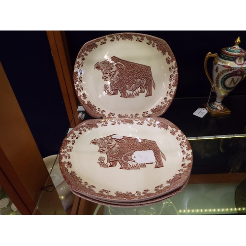 39 - A set of six English Ironstone table-ware Beefeater brown bull pattern steak plates