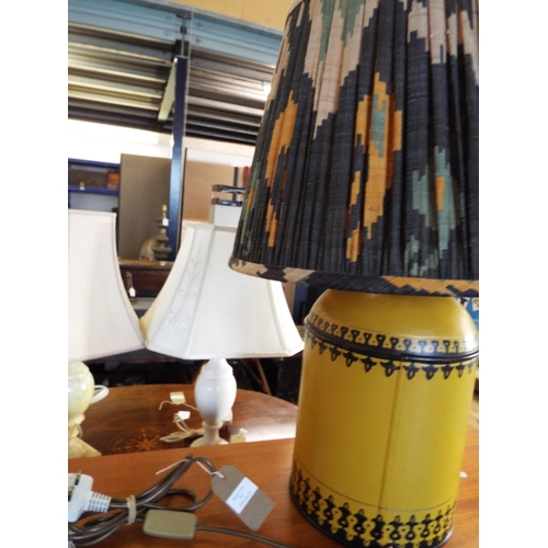 547 - A vintage decorative tin lamp and shade