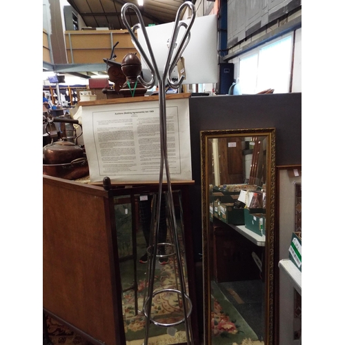 525 - A chrome coat stand