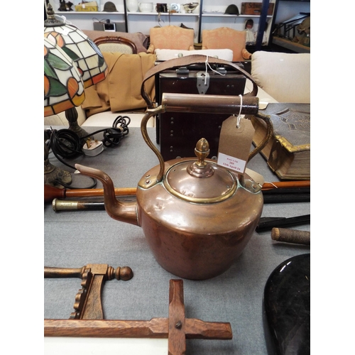 285 - A vintage copper kettle