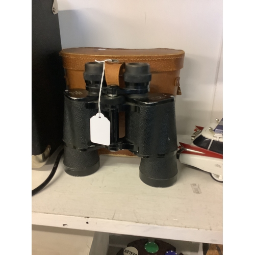 427 - A pair of Zenith 7 x 50 binoculars