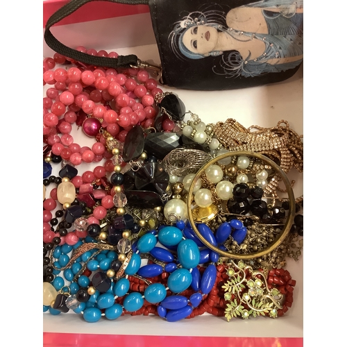 232 - A box of assorted costume jewellery