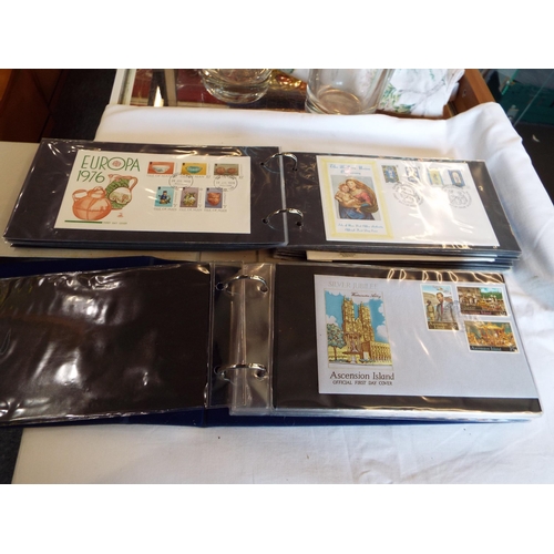 78 - Two albums of First Day Covers to include Isle of Man and Jubilee