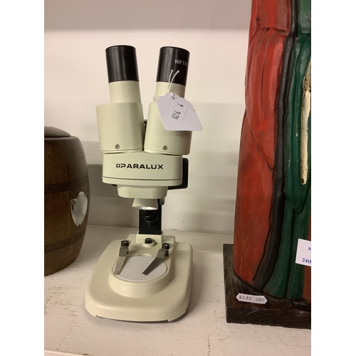 661 - A Paralux microscope WF10X