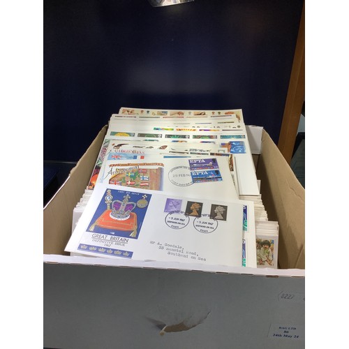 86 - A box of approx 400 Great Britain First Day Covers