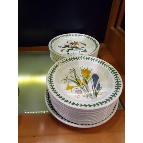 52 - A mixed selection of assorted Portmeirion Botanic Garden plates