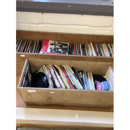 603 - Two wooden boxes housing a selection of 45's singles from 60's and 70's to include 'Motown', 'David ... 