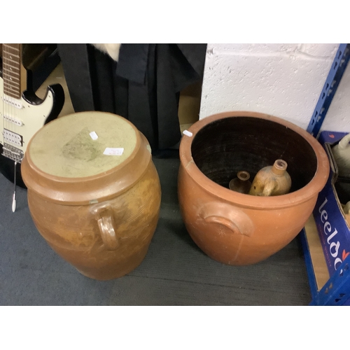 341 - A garden pot a crock pot and stoneware bottles