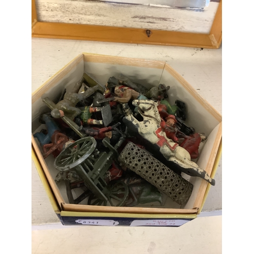 426 - A box of vintage lead soldiers and animals