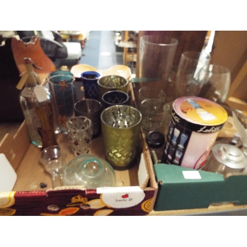 520 - A vintage Delecta soda and syphon assorted glass ware to include vases tankards etc in two boxes