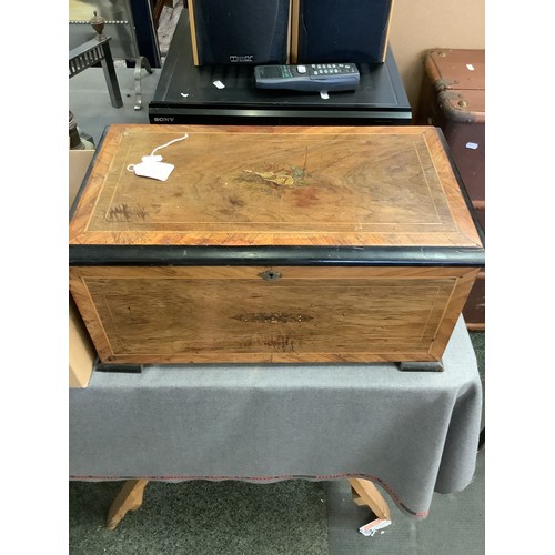 322 - A Victorian rosewood musical instrument box with brass handles