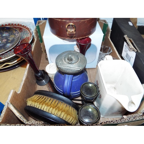 406 - A box of assorted items to include a Bell's Scotch Whisky jug, a pair of etched glass vases, a  boxe... 