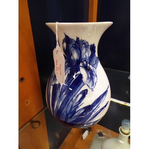 29 - A Royal Doulton 'Blue Iris' vase 7