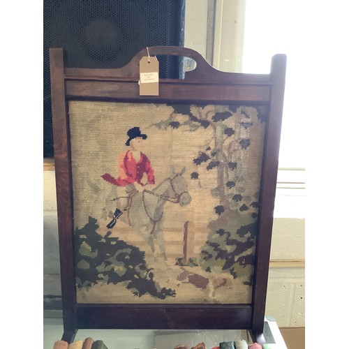 504 - A vintage oak framed fire screen