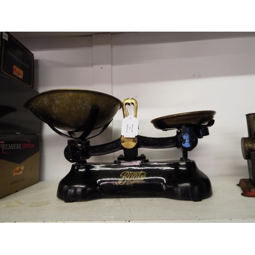 325 - A set of vintage cast iron black painted 'Boots' scales and weights