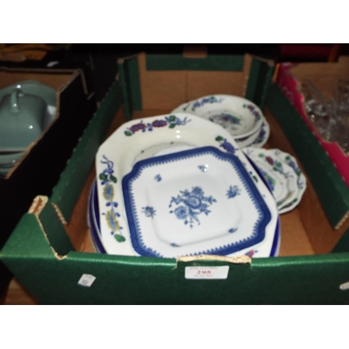 295 - A mixed selection of assorted china to include Copeland Spode, Wedgwood examples