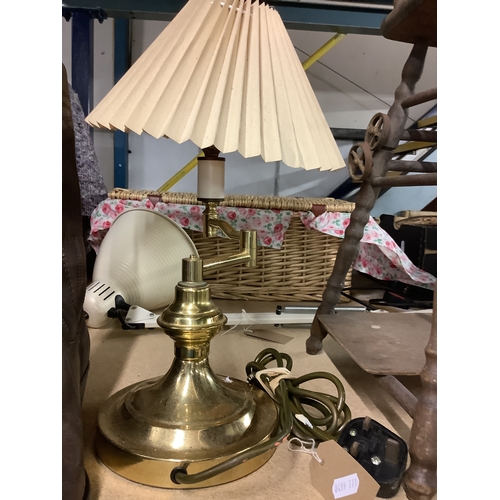 598 - A brass adjustable reading lamp