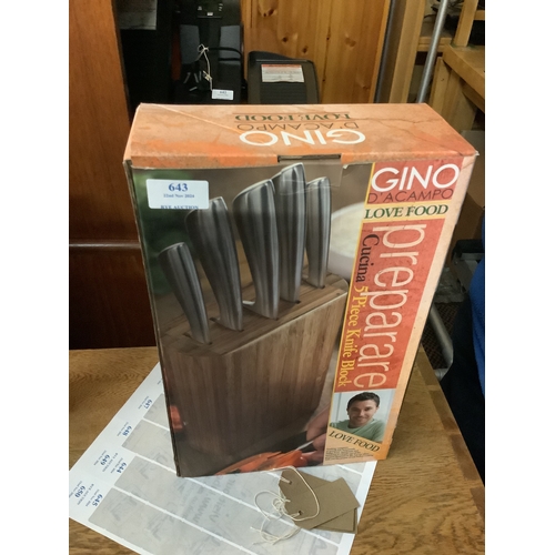 643 - A boxed as new Gino D’Campo five piece knife set