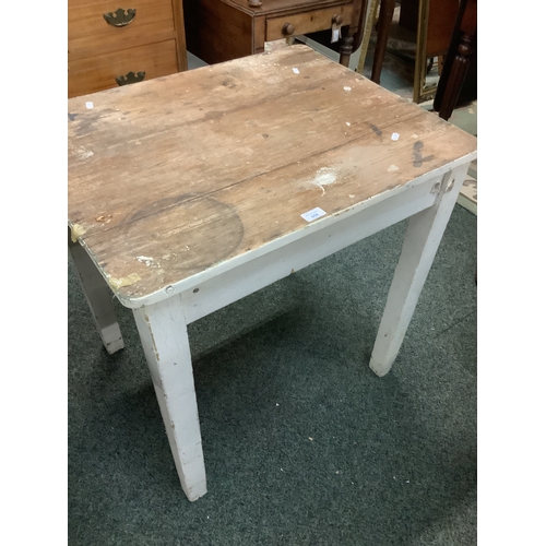 658 - An antique kitchen table