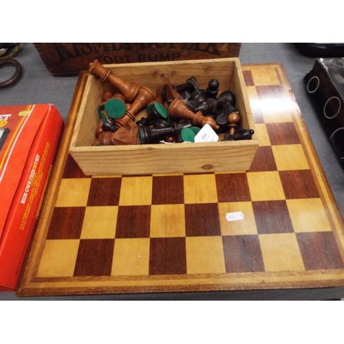 444 - A good quality chess and board