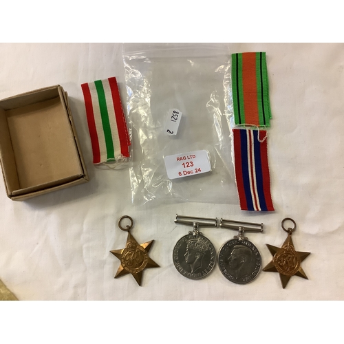 123 - An Italy Star, 1939-45 Star, Defence Medal and General Service Medal