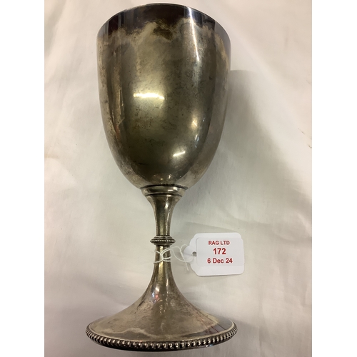 172 - A London 1900 silver trophy cup 9 oz