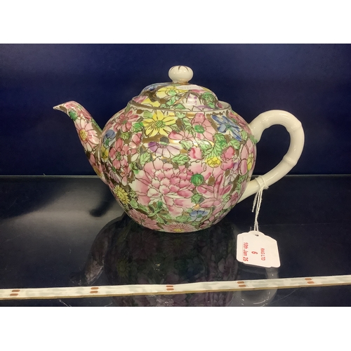 6 - A Chinese famille rose tea-pot