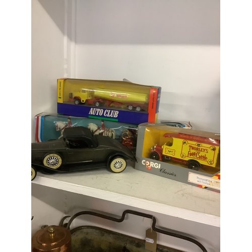 359 - A Corgi Classics Thornycraft van with roof rack, an Auto Club Shell lorry etc