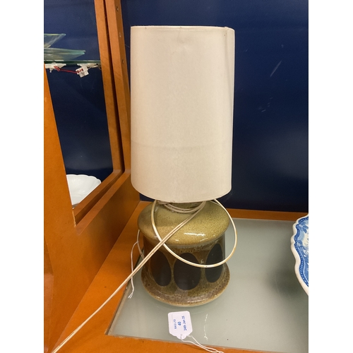 40 - An Iden Pottery table lamp