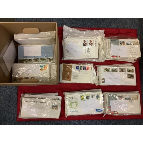 179 - A large quantity of Great Britain First Day Covers to include British Birds, Liverpool & Manchester ... 